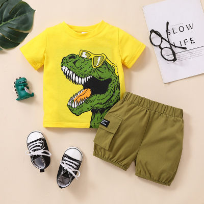 Top e pantaloncini con tasca con stampa dinosauro per bambino