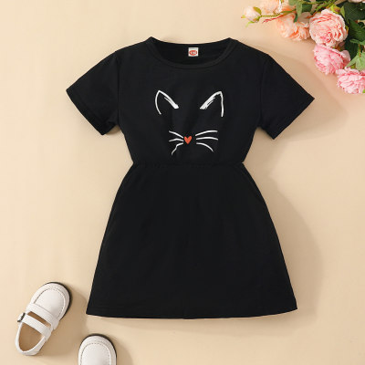 فستان بأكمام قصيرة مطبوعة على شكل قطة للفتيات الصغيرات