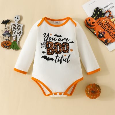 Mameluco de manga larga con estampado de murciélago y letra estilo Halloween para bebé
