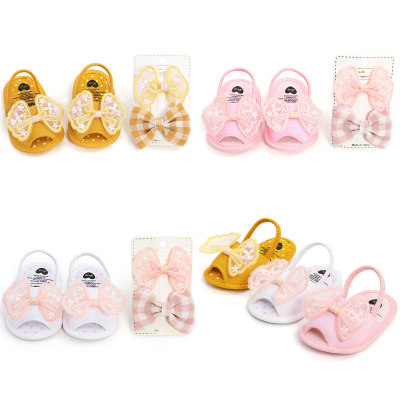 Chaussures de bébé en dentelle avec nœud papillon
