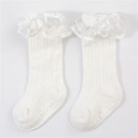جوارب مقسمة من الدانتيل بلون سادة من القطن الخالص للفتيات الصغيرات  أبيض