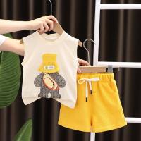 سترة أطفال جديدة لعام 2023 بدلة كرتونية للأولاد والبنات ملابس الصيف شورت كوري مكون من قطعتين مصنع ملابس الأطفال بالجملة  أصفر