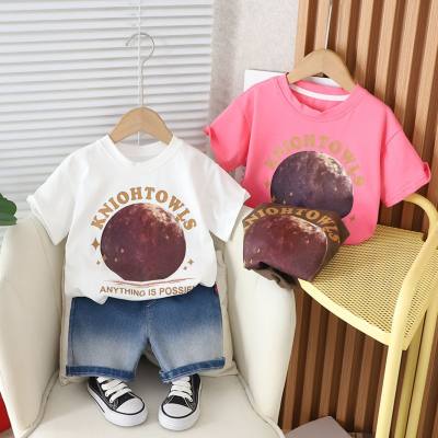 Summer new model for small and medium-sized boys and girls, moon-lettered round neck short-sleeved suit, trendy summer style short-sleeved suit