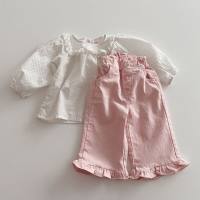 Calças para meninas 2023 novas roupas de primavera para bebês meninas retrô com orelha de madeira casual renda calça larga para crianças pequenas e médias calças da moda  Rosa