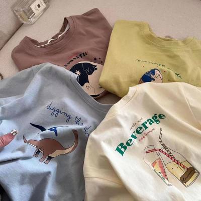 Tops de manga curta de algodão puro infantil 2024 verão novas camisetas infantis de pequeno e médio porte com estampa de desenhos animados de manga curta roupas infantis japonesas