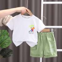 ملابس أطفال لعام 2023 تي شيرت صيفي للأولاد بأكمام قصيرة تي شيرت مخطط على الطراز الكوري ملابس أطفال يابانية عصرية  أبيض