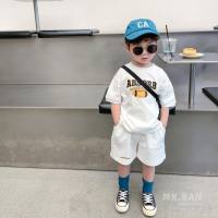 Jungen- und Mädchenkleidung Sommer 2023 neue Sportanzüge Jungen modische Kurzarm-Shorts Kinder koreanischer Stil zweiteiliges Set trendy  Weiß