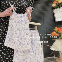 Sommerlicher Hosenträgeranzug im verschmierten Ölgemälde-Stil im neuen Stil für Mädchen, modische Blumenweste und Rockhose, zweiteiliges Internet-Promi-Baby-Set  Lila