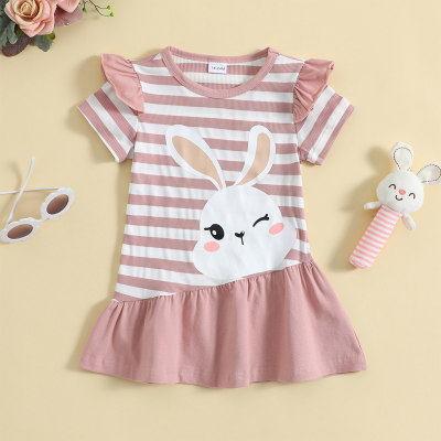 فستان بأكمام قصيرة مطبوع عليه أرنب لطيف مخطط باللونين الوردي والأبيض