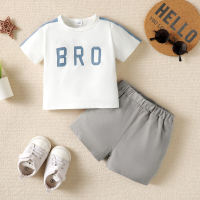 Camiseta de manga corta con estampado de letras para bebé de 2 piezas y pantalones cortos de color sólido  Blanco