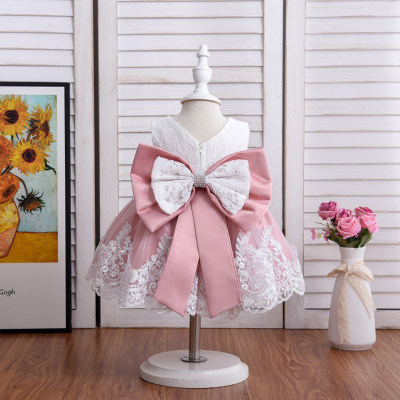 Vestido formal para bebê menina com laço decorativo trançado sem mangas