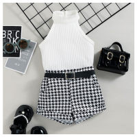 Two-color vest + houndstooth shorts  White