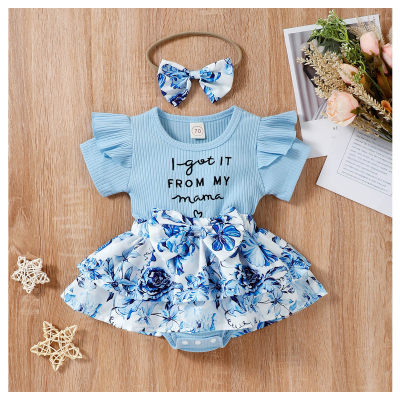 Mameluco con falda con estampado de flores y mangas voladoras a rayas con letras para bebés y niños pequeños