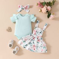 Top de color sólido de manga corta para bebé de verano + conjunto de falda con tirantes de flores + diadema  Menta verde