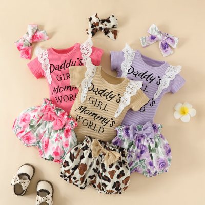 3-piece Baby Girl Letter Printed Lace Spliced Short Sleeve Romper & Allover Printing Bowknot Decor Shorts & Headwrap