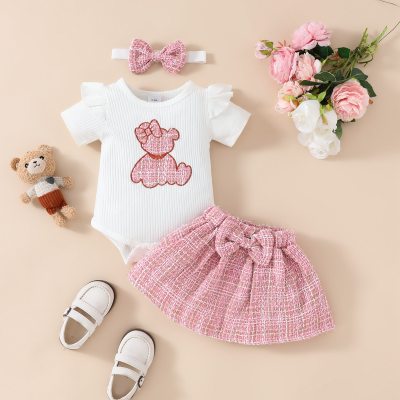 Baby Cartoon Bear Skirt Suit The skirt fabric is embellished with gold threads