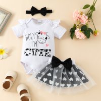 3-piece Baby Girl Letter and Cow Printed Short Sleeve Romper & Allover Heart Pattern Mesh Patchwork Bwknot Decor Skirt & Headwrap  White