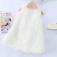 فستان مزين بفيونكة خلفية وياقة لؤلؤية على شكل زهرة ثلاثي الأبعاد للفتيات الصغيرات  أبيض