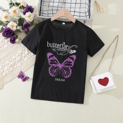 T-shirt con stampa di farfalle e lettere estive per ragazze