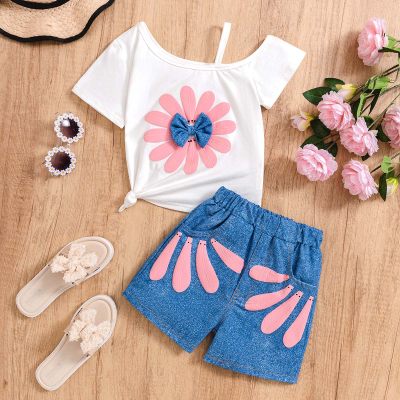 Girls' summer knitted round-neck flying sleeves floral print T-shirt and printed denim shorts set for a warm holiday