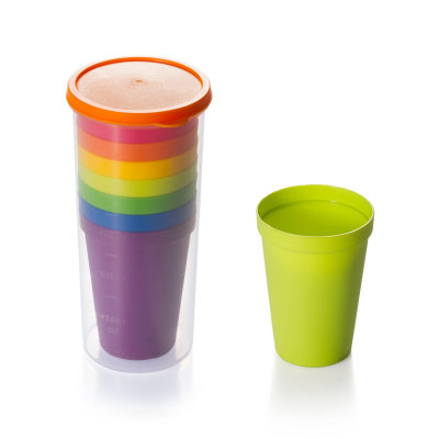 Conjunto de suprimentos de viagem copo arco-íris copo de boca de plástico colorido copo de piquenique ao ar livre com 8 copos
