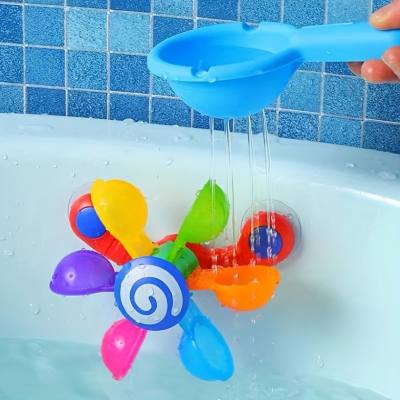 Il bagno dei bambini gira il mulino a vento musicale dell'acqua con il cucchiaio, il bagno del bambino e del bambino gioca il giocattolo della doccia del mulino a vento dell'arcobaleno dell'acqua