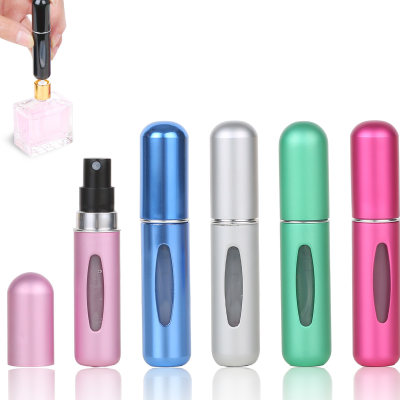 Flacone spray portatile con riempimento inferiore autoadescante da 5 ml. Flacone spray portatile con riempimento inferiore