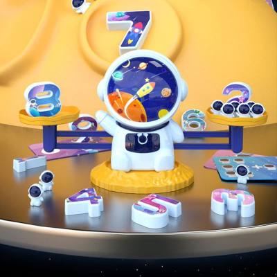 Conjunto educativo de juego de matemáticas de equilibrio numérico y astronauta para bebés pequeños