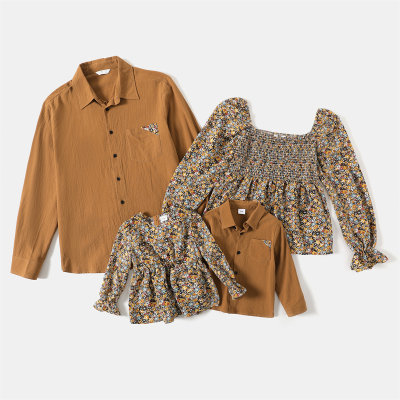 Roupas para a família Blusa floral decote quadrado e camisa de cor sólida