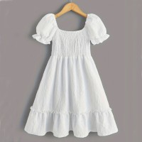 Vestido de verano de manga corta para niños de mediana y mayor edad.  Blanco