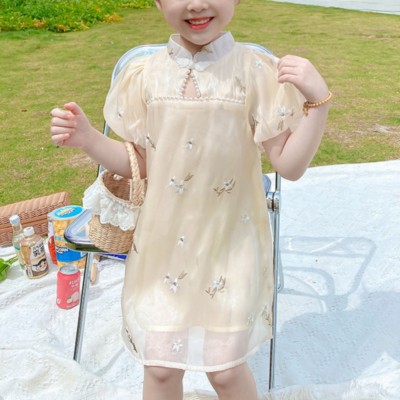 فستان شيونغسام صيفي للأطفال بأكمام قصيرة ومطرز