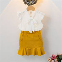 2-piece Toddler Girl Solid Color Petal Sleeve Blouse & Skirt  White