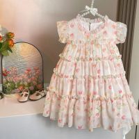 Kurzärmliges Kleid mit Allover-Blumenmuster und Rüschenausschnitt für Kleinkinder  Rosa
