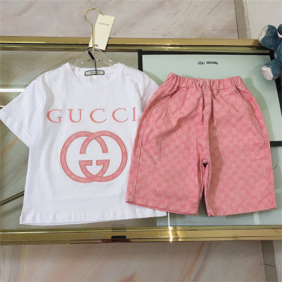 Conjunto de 2 piezas de verano de manga corta con estampado de letras y pantalones cortos de camiseta a la moda para niñas rosas