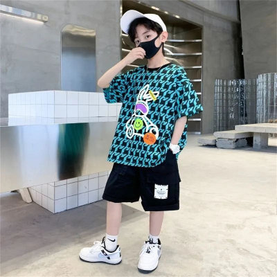 Boys' trendy cartoon loose casual sports suits for small and medium-sized children's short-sleeved T-shirts and half-length overalls