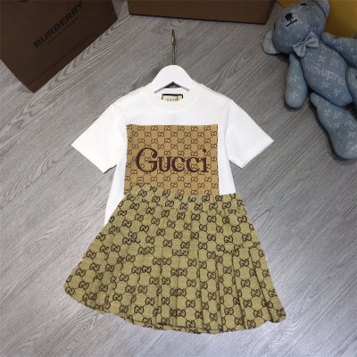 Fashion Letter Printed Girls Short Sleeve Pleated Skirt Two-piece Set