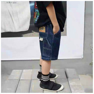 Jeans curtos infantis finos de verão para meninos