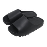 Zapatillas de coco para uso exterior y sandalias de EVA de suela gruesa para interiores.  Negro