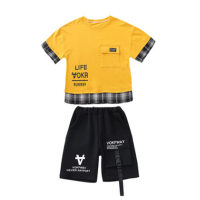 Nuevo conjunto deportivo informal de dos piezas de verano suelto para niños de mediana edad y mayores  Amarillo
