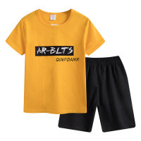 2024 novos ternos infantis grandes e médios de 6 a 12 anos combinando com cores casuais para estudantes meninos e meninas shorts ternos roupas infantis atacado  Amarelo
