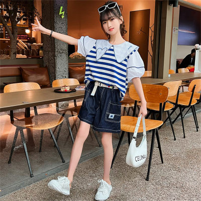 Completo da ragazza, stile estivo alla moda, nuovo set di pantaloncini in denim a maniche corte a righe per bambini in stile coreano