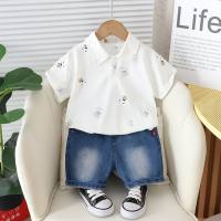 Jungenanzüge Sommer 2024 neue Kindersommerkleidung Straßenkinderkleidung coole kurzärmelige Babykleidung stylische Kinder  Weiß