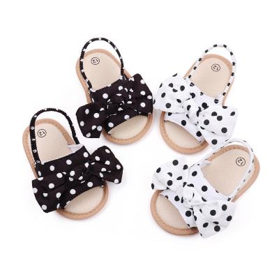 Sandalias para las sandalias vendedoras calientes del bebé del verano respirable fresco lindo de moda del nuevo estilo de los bebés