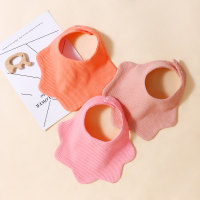 Conjunto de tres piezas de babero de pétalos de bebé con toalla bucal de gofre de algodón puro  Multicolor